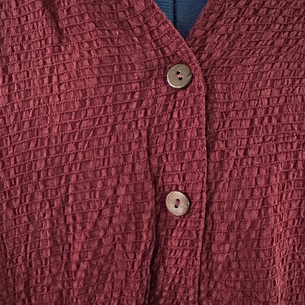 Textured Red Button-Up Shirt - Picture 3 of 3